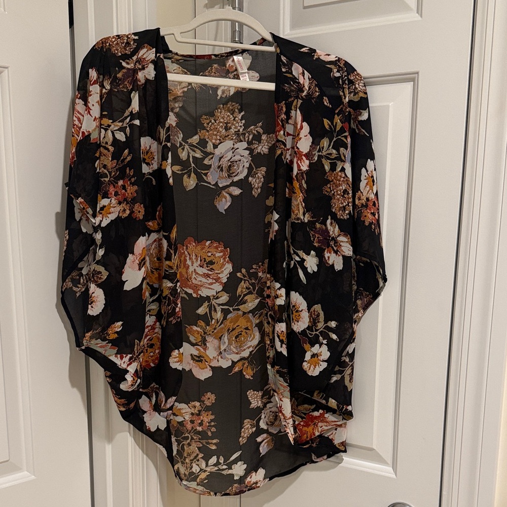Floral Sheer Open-Front Kimono Top - Black/Multi
